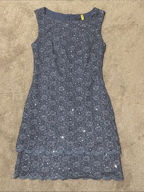Sleeveless Sparkle sequin Lace Shift Dress Blue Gray Scalloped Hem Cocktail 10